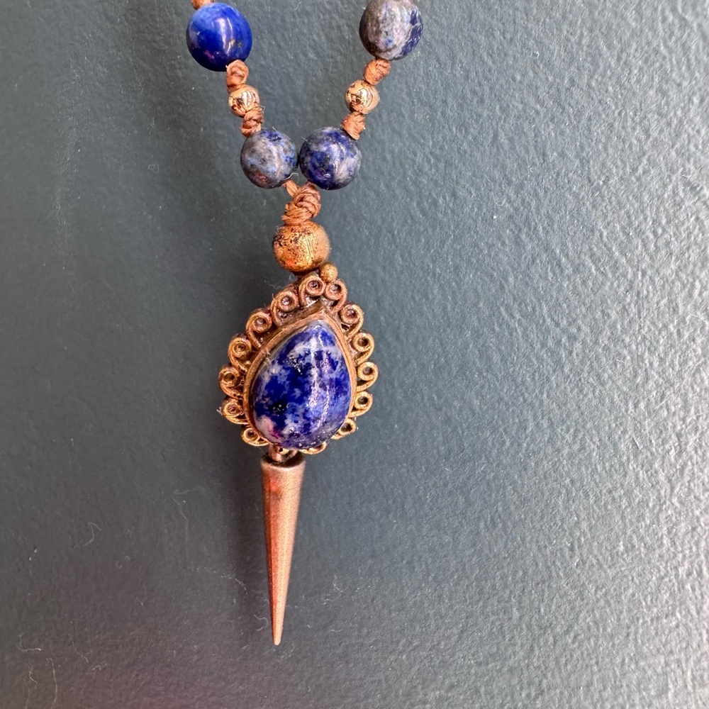 🌈 FREEBIE: Lapis Lazuli Necklace